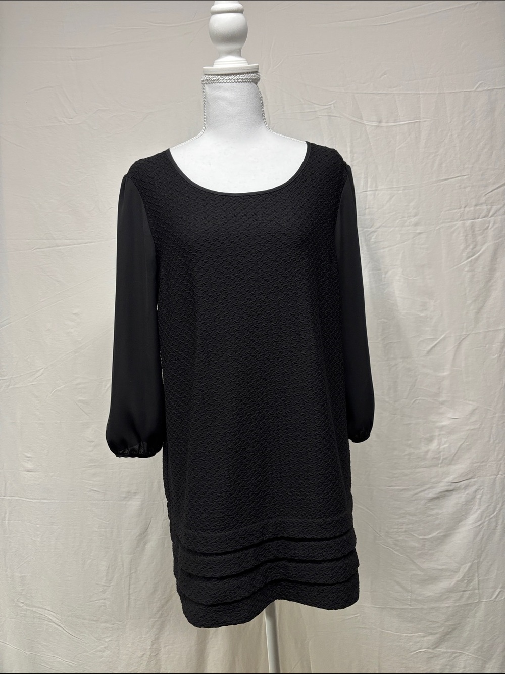 Black Long-Sleeve Textured Shift Dress